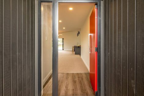 Photo of property in 10 Achray Street, Waiau, 7332