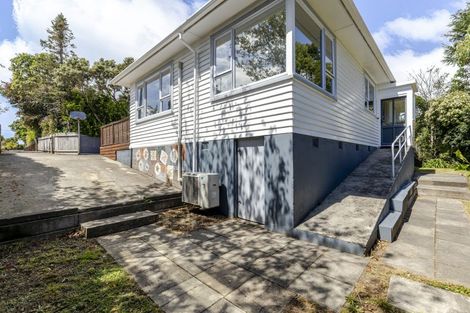 Photo of property in 136a Seaview Road, Westown, New Plymouth, 4310