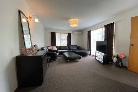 Photo of property in 1/205 Lake Road, Belmont, Auckland, 0622