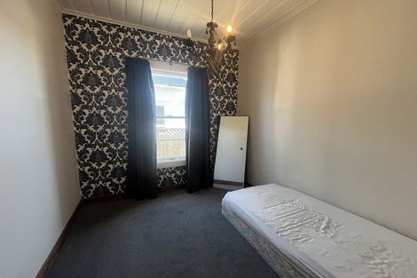 Photo of property in 228 Devon Street West, New Plymouth, 4310