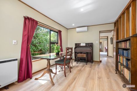 Photo of property in 14 Laurel Grove, Maungaraki, Lower Hutt, 5010