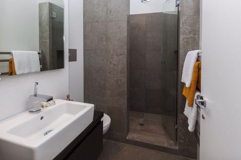 Photo of property in 100a Glandovey Road, Fendalton, Christchurch, 8052