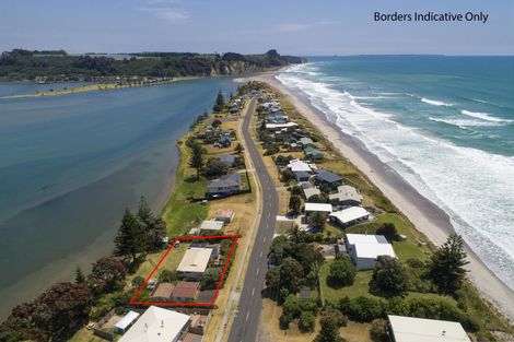 Photo of property in 684 Pukehina Parade, Pukehina, Te Puke, 3189