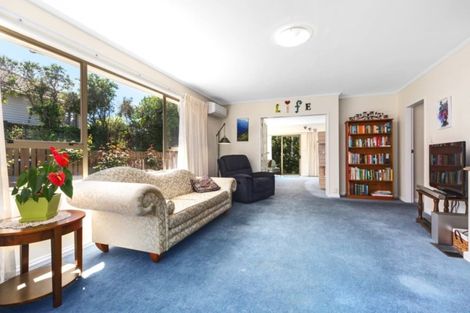 Photo of property in 26 Coates Street, Tawa, Wellington, 5028