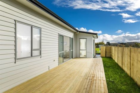 Photo of property in 39 Fruitlands Road, Kumeu, 0810