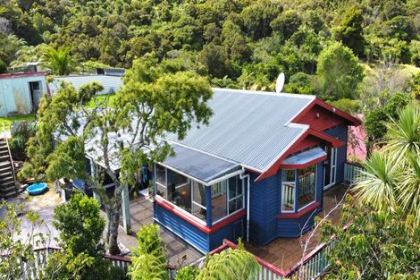 Photo of property in 7 Ashmore Avenue, Cobden, Greymouth, 7802