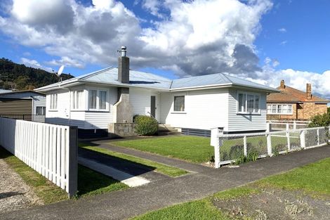 Photo of property in 602 Queen Sh25 Street, Thames, 3500