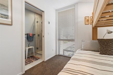 Photo of property in 4 Leaning Rock Lane, Wanaka, 9305