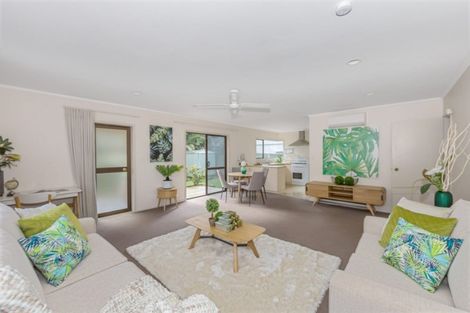 Photo of property in 1 Forest Glen, Orewa, 0931