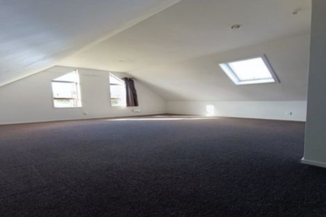 Photo of property in 22 Tindalls Bay Road, Tindalls Beach, Whangaparaoa, 0930