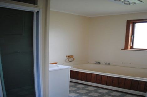 Photo of property in 3 Garrick Place, Pukehangi, Rotorua, 3015