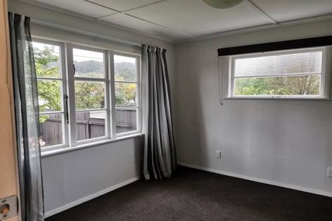 Photo of property in 62 Main Road, Wainuiomata, Lower Hutt, 5014