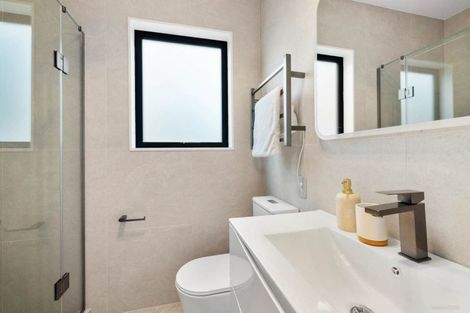 Photo of property in 27 Oopunga Road, Pukekohe, 2120