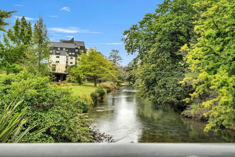 Photo of property in 33 Hewitts Road, Merivale, Christchurch, 8014