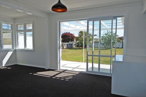 Photo of property in 32 Balmoral Street, Oamaru North, Oamaru, 9400