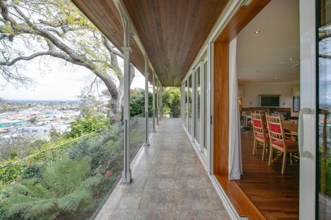 Photo of property in 26 Cameron Road, Bluff Hill, Napier, 4110