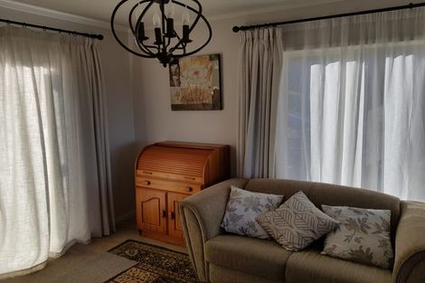 Photo of property in 225 Paremoremo Road, Lucas Heights, Auckland, 0632