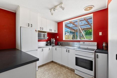 Photo of property in 12 Severn Street, Green Island, Dunedin, 9018