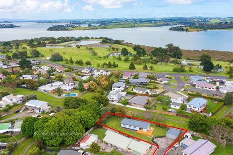 Photo of property in 24 Taihiki Road, Clarks Beach, 2122