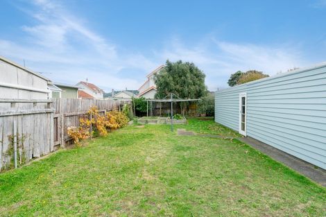 Photo of property in 25 Argentine Avenue, Miramar, Wellington, 6022