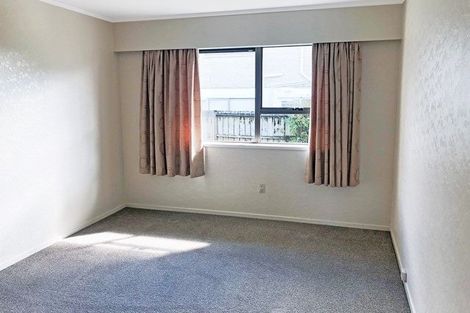 Photo of property in 1/25 Butley Drive, Farm Cove, Auckland, 2012