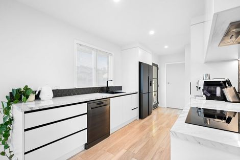 Photo of property in 36 Northolt Road, Fairview Downs, Hamilton, 3214