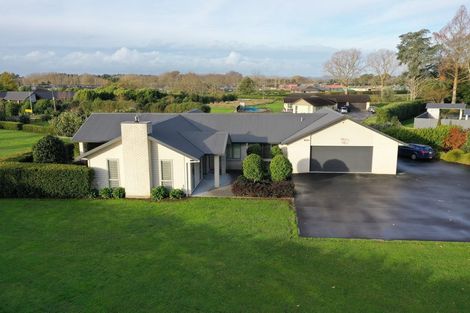 Photo of property in 17 Tanaka Drive, Tamahere, Hamilton, 3283