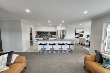 Photo of property in 8 Paul Way, Pokeno, 2402