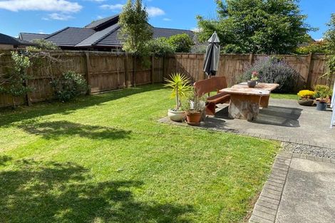 Photo of property in 7 Thornton Green, Karaka, Papakura, 2113