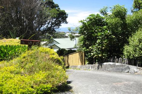 Photo of property in 18 Ranui Crescent, Khandallah, Wellington, 6035