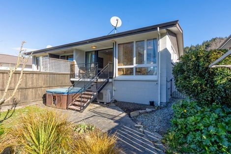 Photo of property in 22 Gunns Crescent, Cashmere, Christchurch, 8022
