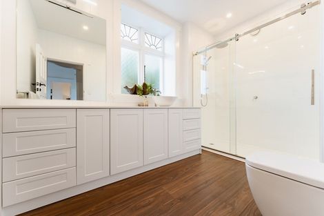 Photo of property in 104 Forbury Road, Saint Clair, Dunedin, 9012