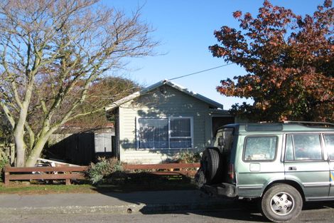 Photo of property in 1 Mortlake Street, Islington, Christchurch, 8042