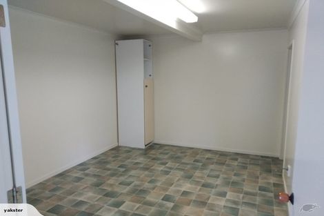 Photo of property in 15 Newcastle Road, Dinsdale, Hamilton, 3204