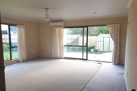 Photo of property in 58a Staveley Street, Avonhead, Christchurch, 8042