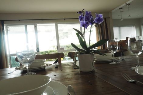 Photo of property in 8 Amner Place, Bluff Hill, Napier, 4110