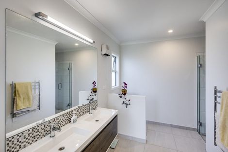 Photo of property in 22 Pukaki Place, Poraiti, Napier, 4112