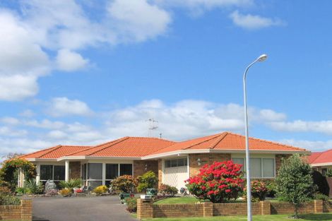 Photo of property in 37 Lotus Avenue, Mount Maunganui, 3116