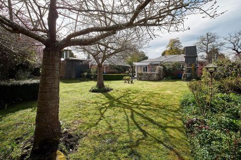 Photo of property in 57 Main North Road, Geraldine, 7930