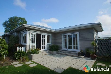 Photo of property in 105 Saint Martins Road, Saint Martins, Christchurch, 8022