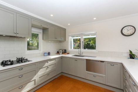 Photo of property in 11 Onaero Beach Road, Onaero, Waitara, 4383