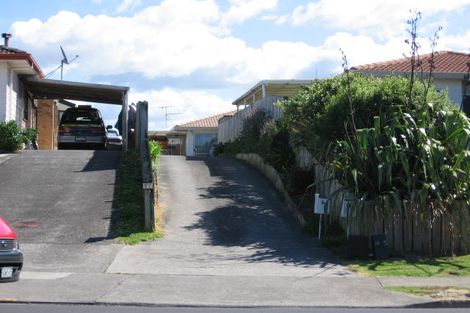 Photo of property in 1/3 Caribbean Drive, Unsworth Heights, Auckland, 0632