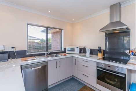 Photo of property in 4 Belle Maison Court, Levin, 5510