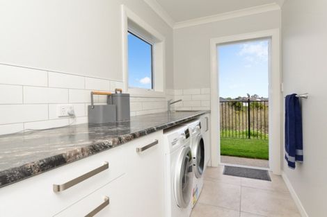 Photo of property in 59 Mataroa Crescent, Flagstaff, Hamilton, 3210