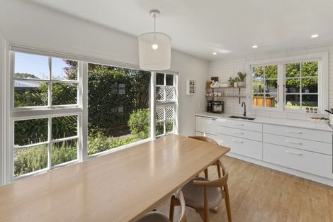 Photo of property in 10 Somerville Lane, Brightwater, 7022