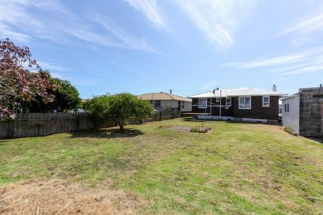 Photo of property in 21 King Street, Waitara, 4320