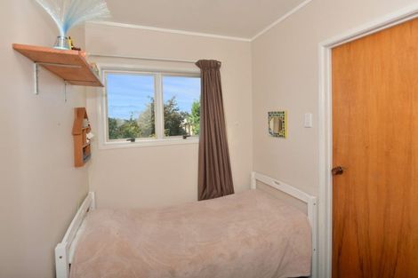 Photo of property in 15 Mountain Road, Morningside, Whangarei, 0110