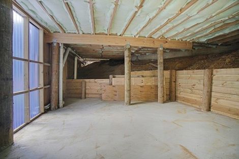 Photo of property in 16b Alexander Street, Cockle Bay, Auckland, 2014