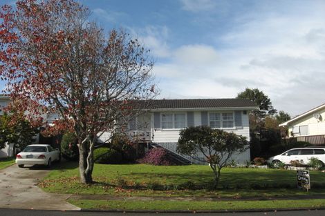 Photo of property in 40 Archmillen Avenue, Pakuranga Heights, Auckland, 2010