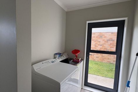 Photo of property in 8 Inverness Avenue, Hamilton East, Hamilton, 3216